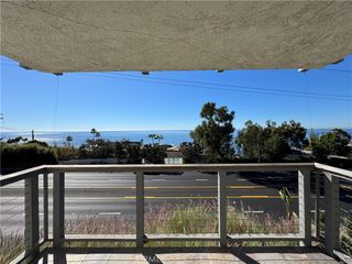 222 Arch Street #3, Laguna Beach, CA 92651