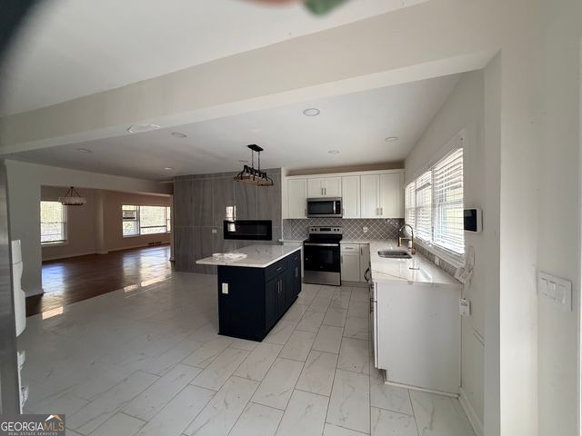 2340 Highview Road SW, Atlanta, GA 30311