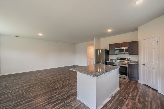 433 Rose Avenue, Cleburne, TX 76033