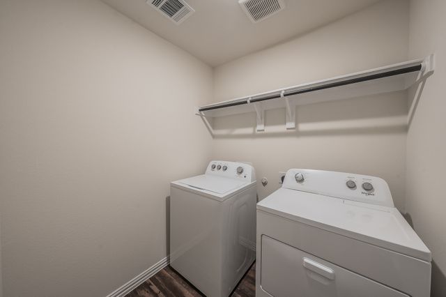 433 Rose Avenue, Cleburne, TX 76033