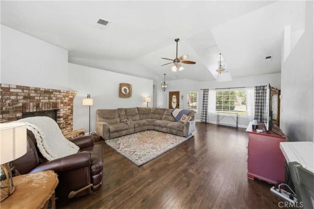 29960 Caddy Lane, Tehachapi, CA 93561