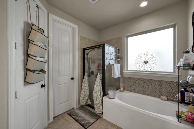 403 Kinderwood Trail, Montgomery, TX 77316