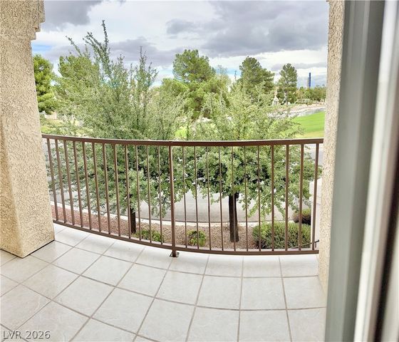 4900 Black Bear Road 204, Las Vegas, NV 89149