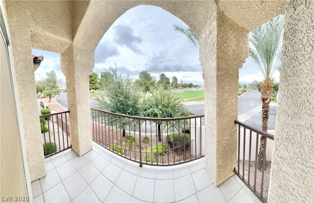 4900 Black Bear Road 204, Las Vegas, NV 89149