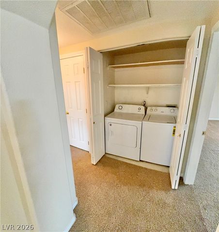 4900 Black Bear Road 204, Las Vegas, NV 89149