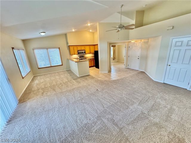 4900 Black Bear Road 204, Las Vegas, NV 89149