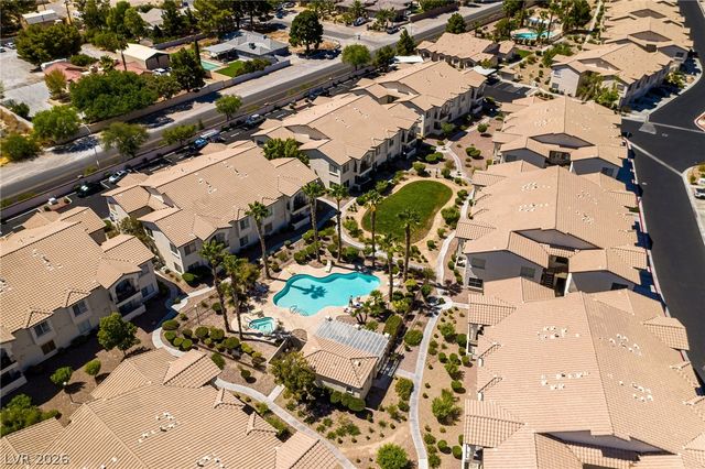 4900 Black Bear Road 204, Las Vegas, NV 89149