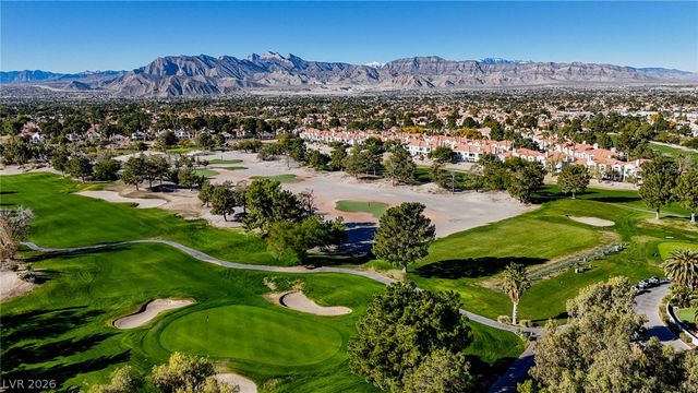 4900 Black Bear Road 204, Las Vegas, NV 89149