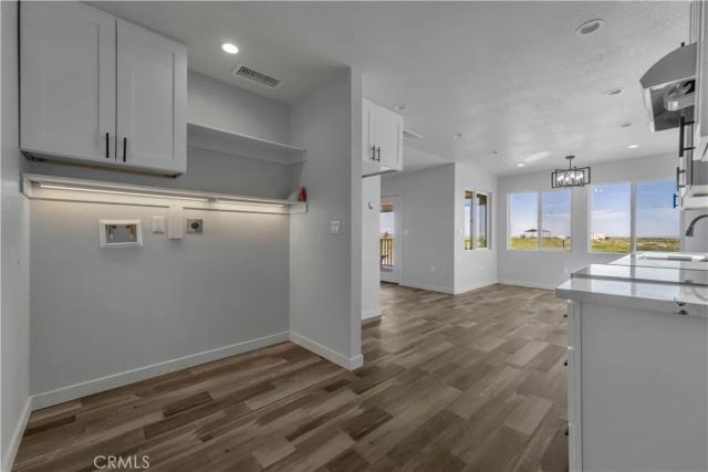49040 70th West, Lancaster, CA 93536
