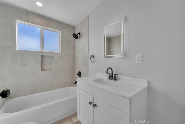 49040 70th West, Lancaster, CA 93536