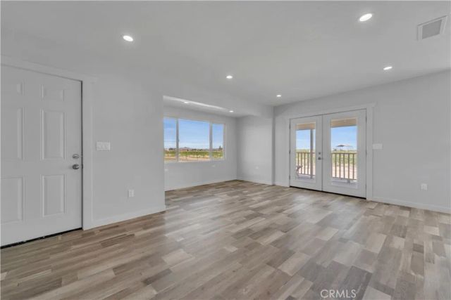 49040 70th West, Lancaster, CA 93536
