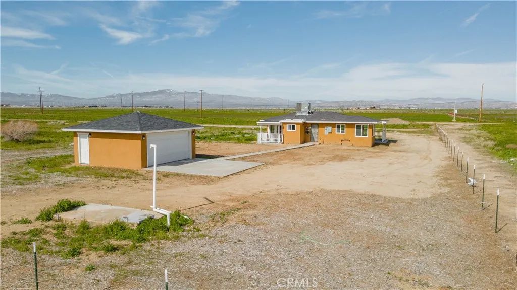 49040 70th West, Lancaster, CA 93536