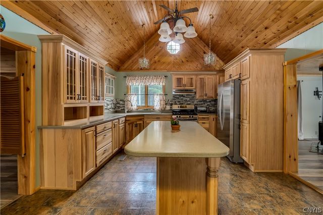 29721 Burnup Road, Rutland, NY 13612