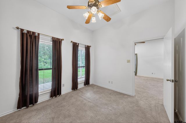 16209 Live Oak Street, Tyler, TX 75707
