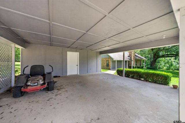 16209 Live Oak Street, Tyler, TX 75707