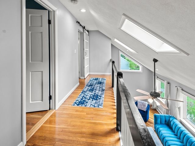 65 Briarcliff Ln, Holliston, MA 01746