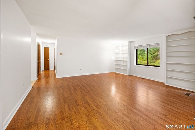 1 Hickory Hill 1, Southington, CT 06489