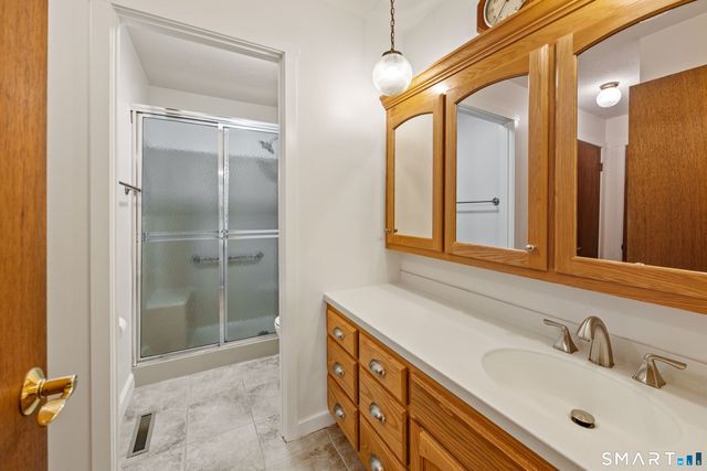 1 Hickory Hill 1, Southington, CT 06489