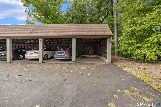 1 Hickory Hill 1, Southington, CT 06489