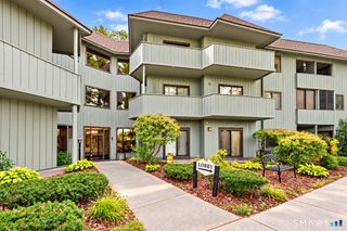1 Hickory Hill 1, Southington, CT 06489
