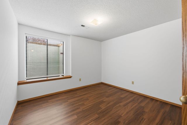 7814 W Westlawn, Wichita, KS 67212