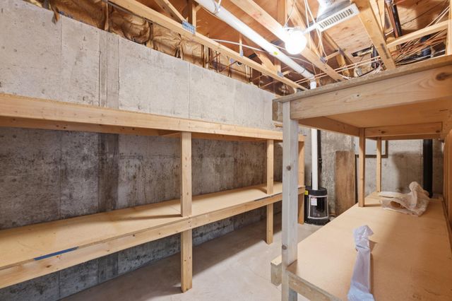 7814 W Westlawn, Wichita, KS 67212