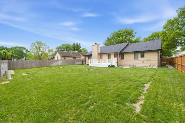 7814 W Westlawn, Wichita, KS 67212