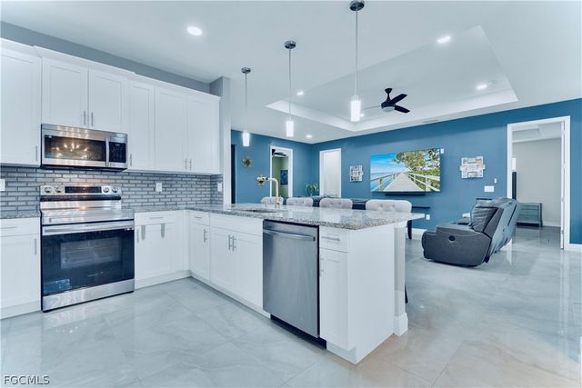 807 Columbus AVE, Lehigh Acres, FL 33972