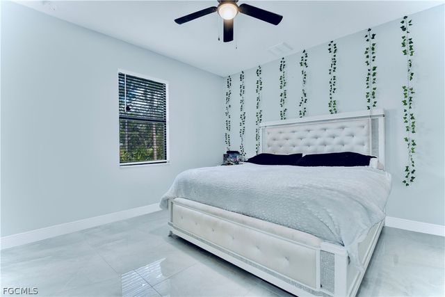 807 Columbus AVE, Lehigh Acres, FL 33972