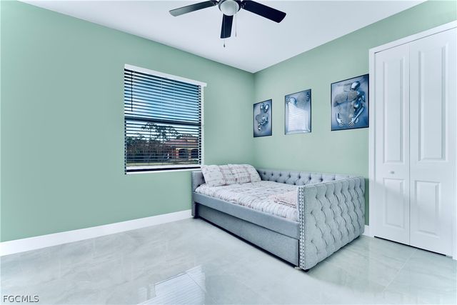 807 Columbus AVE, Lehigh Acres, FL 33972