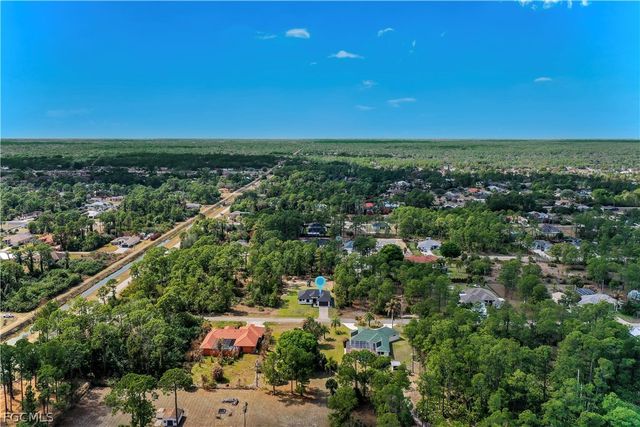 807 Columbus AVE, Lehigh Acres, FL 33972