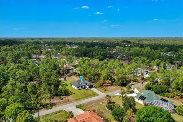 807 Columbus AVE, Lehigh Acres, FL 33972