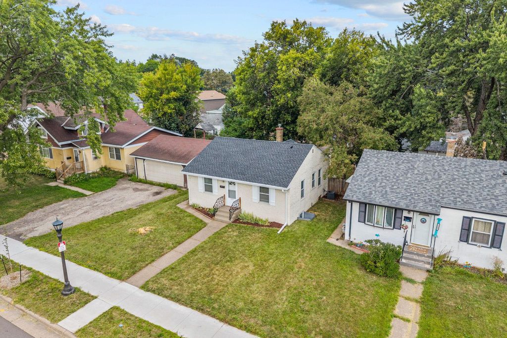 2099 Minnehaha Avenue E, Saint Paul, MN 55119 — exterior