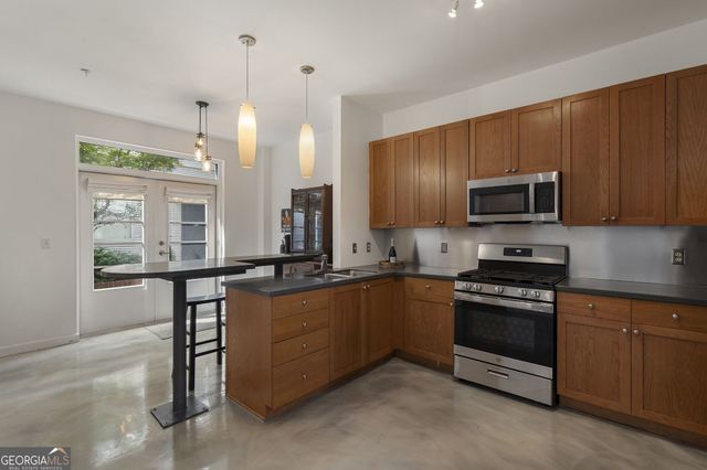 400 Village Parkway 128, Atlanta, GA 30306