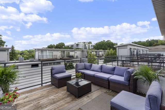 400 Village Parkway 128, Atlanta, GA 30306
