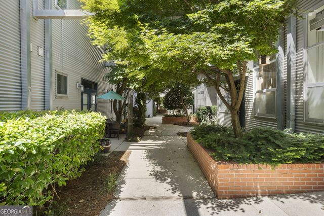 400 Village Parkway 128, Atlanta, GA 30306