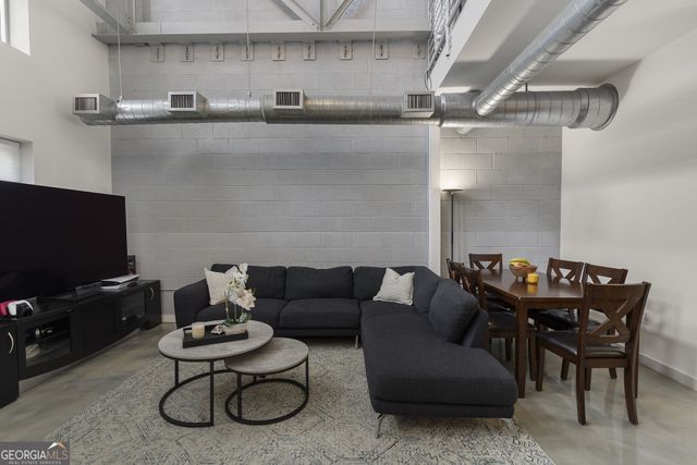 400 Village Parkway 128, Atlanta, GA 30306