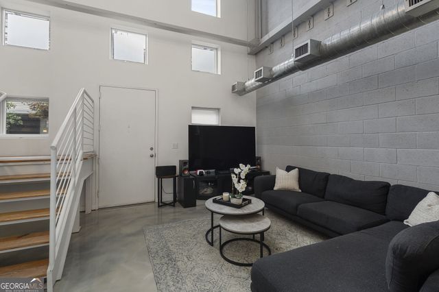 400 Village Parkway 128, Atlanta, GA 30306