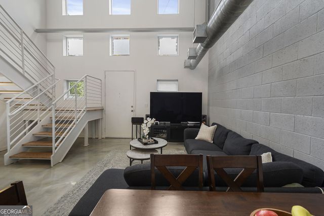 400 Village Parkway 128, Atlanta, GA 30306