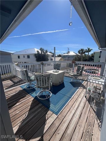 138 Gulf Island DR, Fort Myers Beach, FL 33931