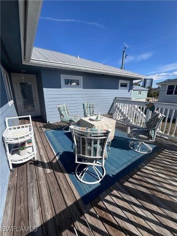 138 Gulf Island DR, Fort Myers Beach, FL 33931