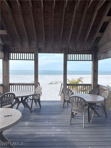 138 Gulf Island DR, Fort Myers Beach, FL 33931