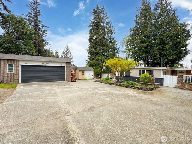 372 Fleming Drive, Sequim, WA 98382