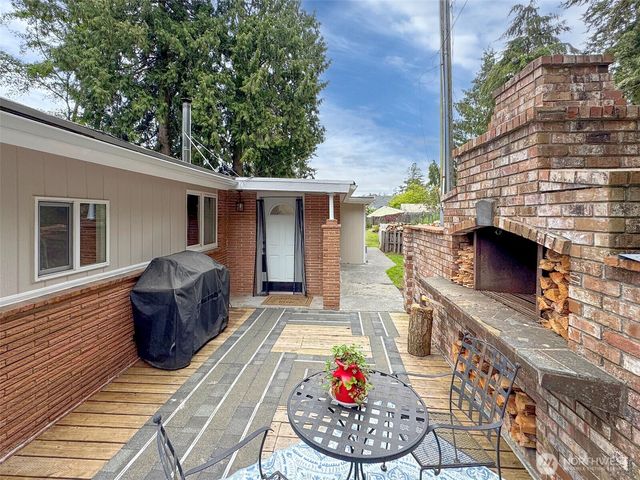 372 Fleming Drive, Sequim, WA 98382