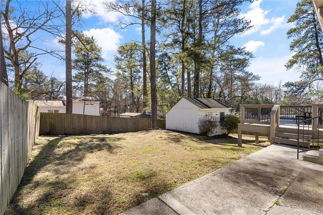 2026 Harwinor SE Road, Smyrna, GA 30082