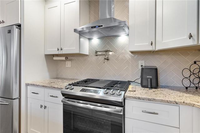 2026 Harwinor SE Road, Smyrna, GA 30082