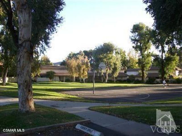 1137 Landsburn Circle, Westlake Village, CA 91361