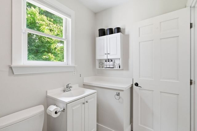 207 Dodge St, Beverly, MA 01915