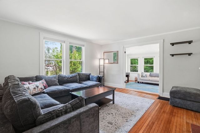 207 Dodge St, Beverly, MA 01915