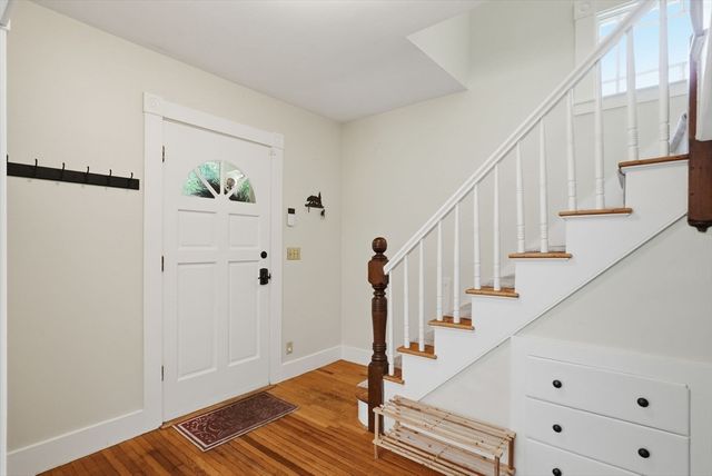 207 Dodge St, Beverly, MA 01915